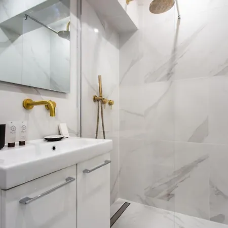 Lovely Sacre Coeur 18 Apartment *